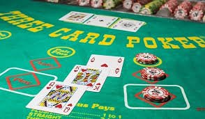 Pengguna Indonesia mengakses ug11play dengan aman melalui perangkat mobile mereka